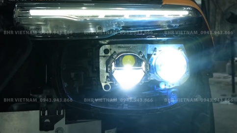 Độ đèn Led Laser Vinfast Lux A | Aozoom Megalodon + X-Led Pro Domax